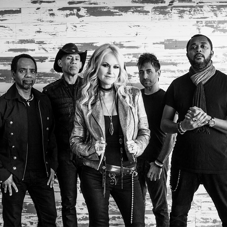 MINDI ABAIR &amp;amp; THE BONESHAKERS