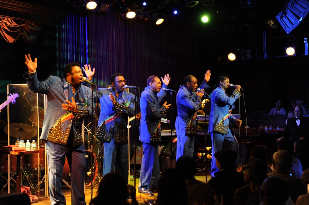 THE TEMPTATIONS REVIEW <br>featuring DENNIS EDWARDS