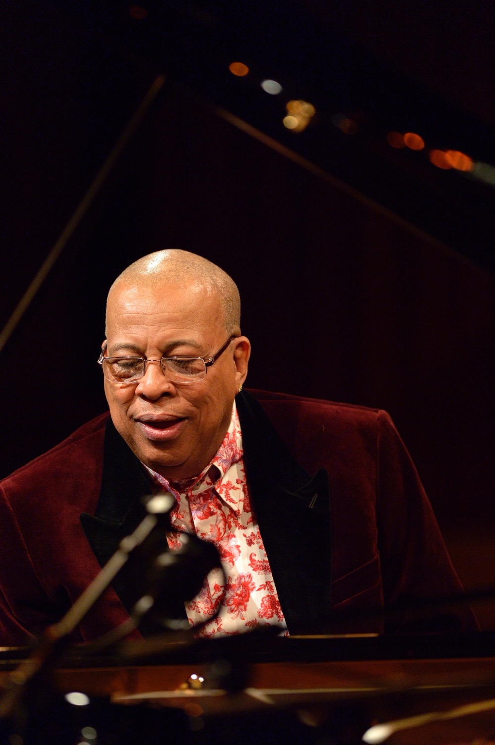 CHUCHO VALDES piano solo