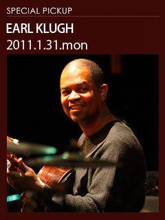アール・クルー 1.31.mon Showtimes : 7:00pm & 9:30pm